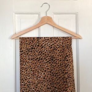 h&m leopard print scarf/wrap/pareo • worn once